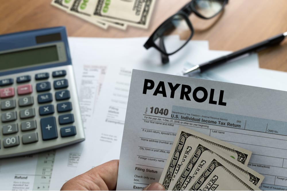 manfaat software payroll untuk perusahaan